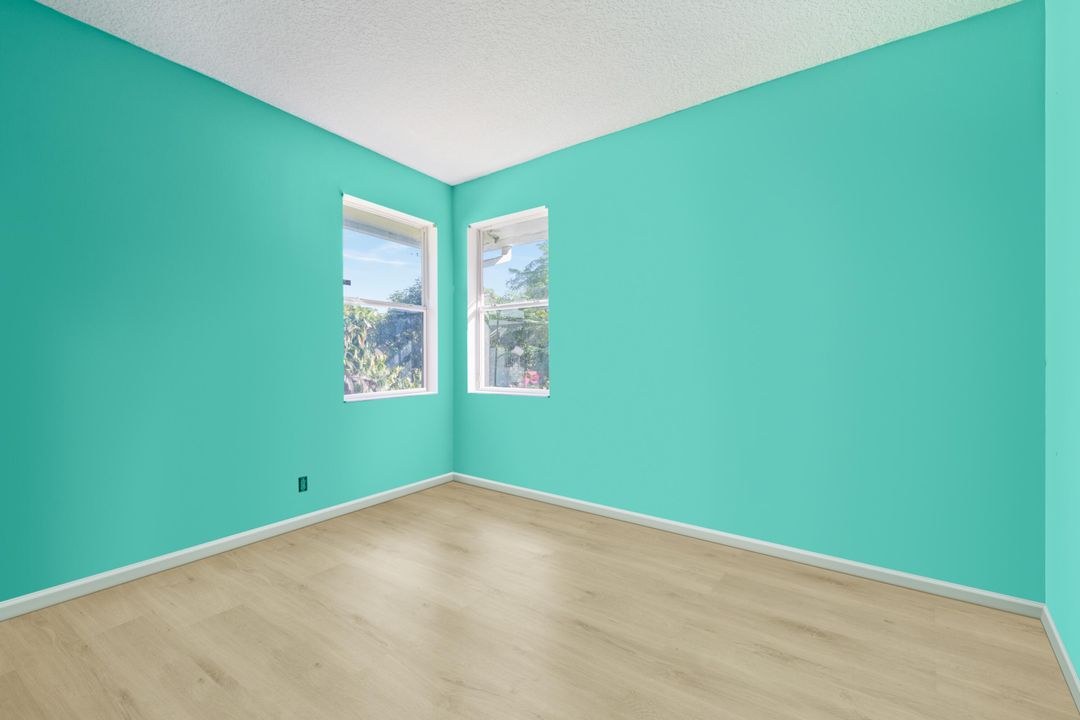 For Sale: $899,999 (5 beds, 3 baths, 3058 Square Feet)