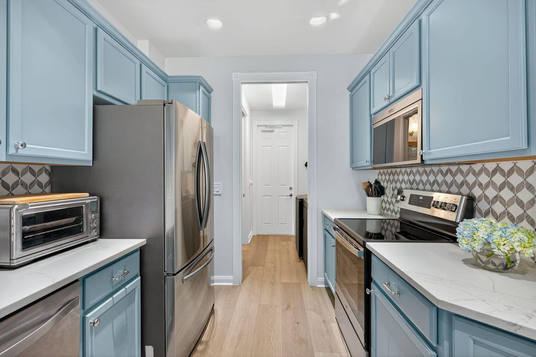 На продажу: $635,000 (3 спален, 2 ванн, 1601 Квадратных фут)