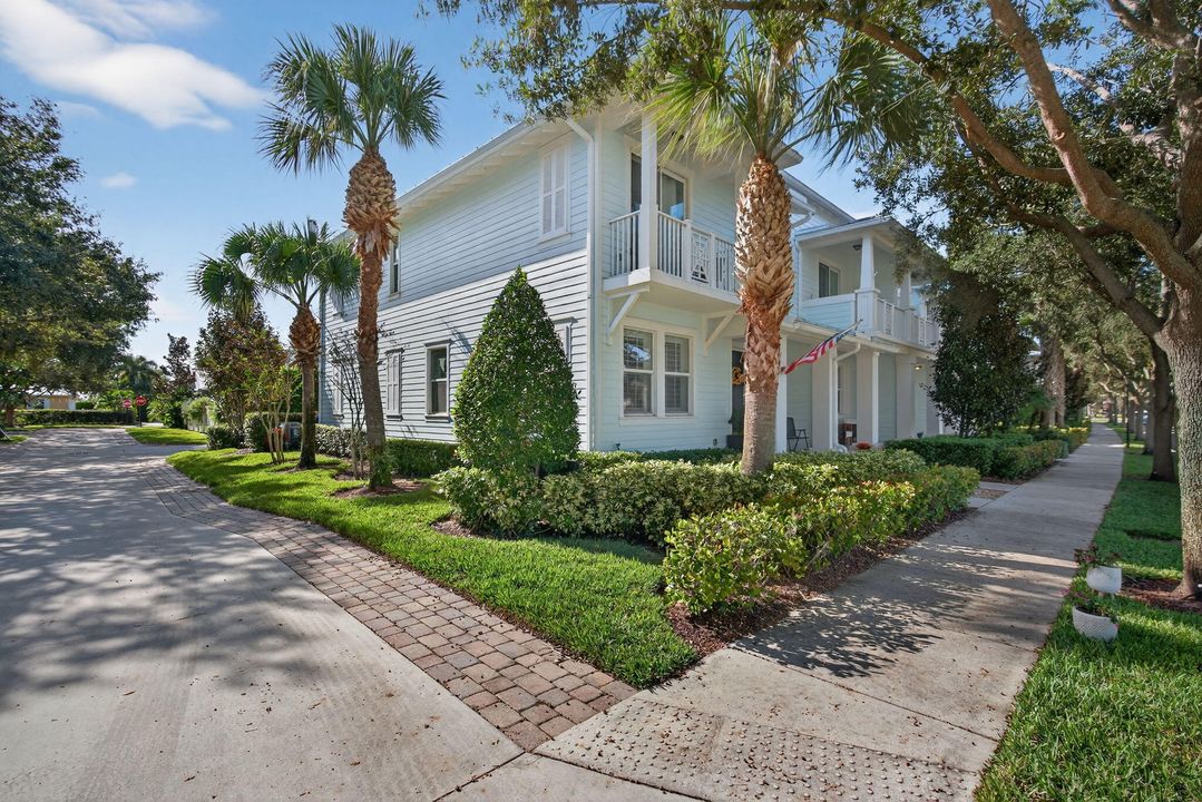 На продажу: $635,000 (3 спален, 2 ванн, 1601 Квадратных фут)