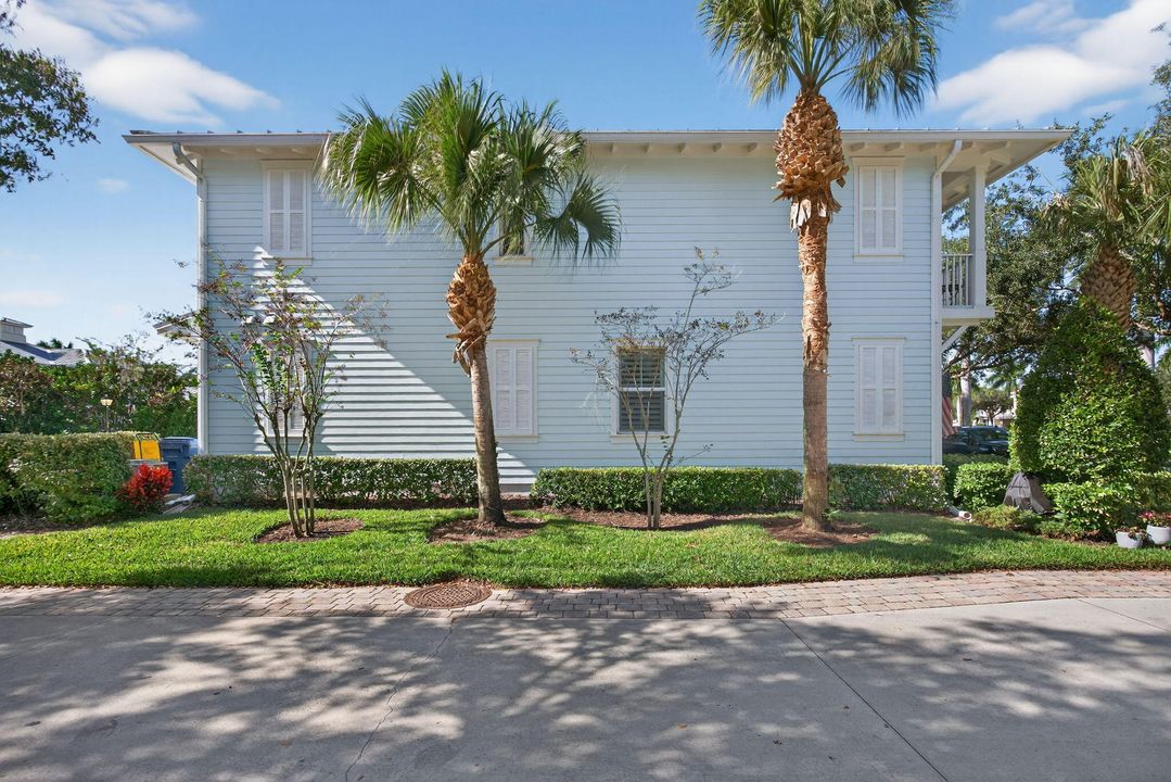 На продажу: $635,000 (3 спален, 2 ванн, 1601 Квадратных фут)