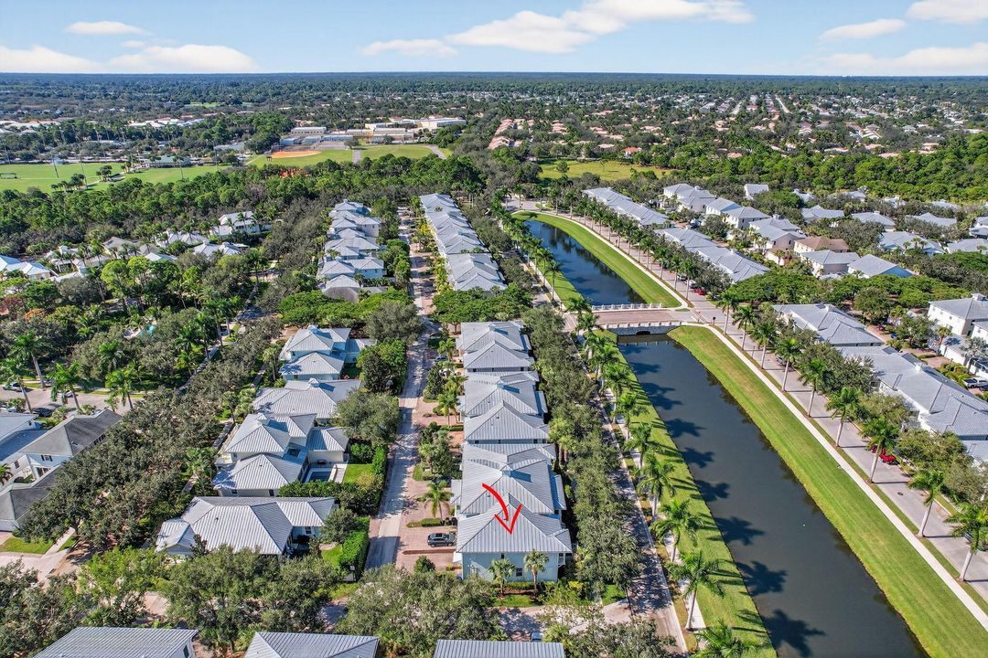 На продажу: $635,000 (3 спален, 2 ванн, 1601 Квадратных фут)