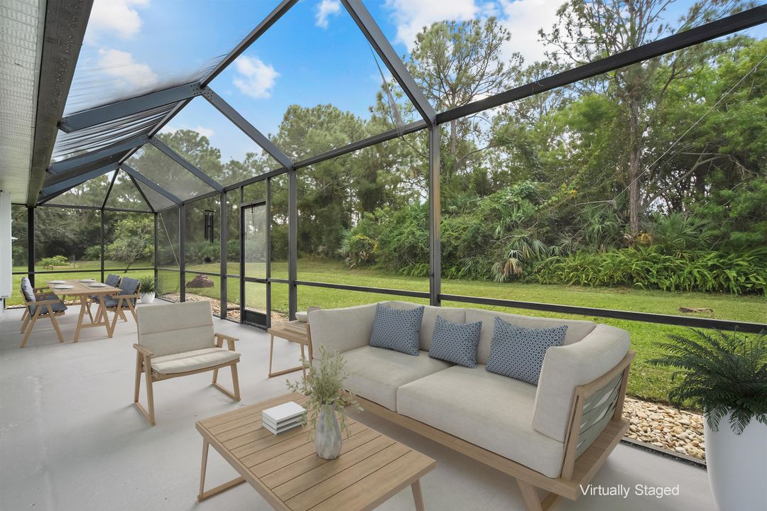 合同活跃: $375,000 (3 贝兹, 2 浴室, 1842 平方英尺)