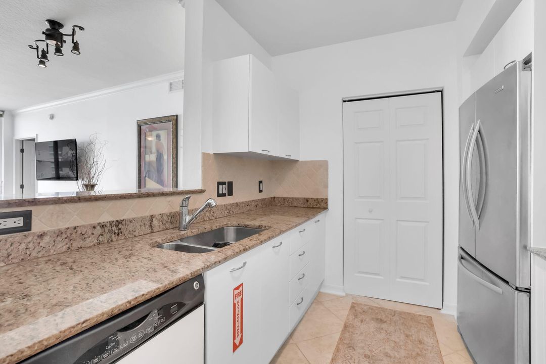 For Sale: $509,000 (2 beds, 2 baths, 1130 Square Feet)