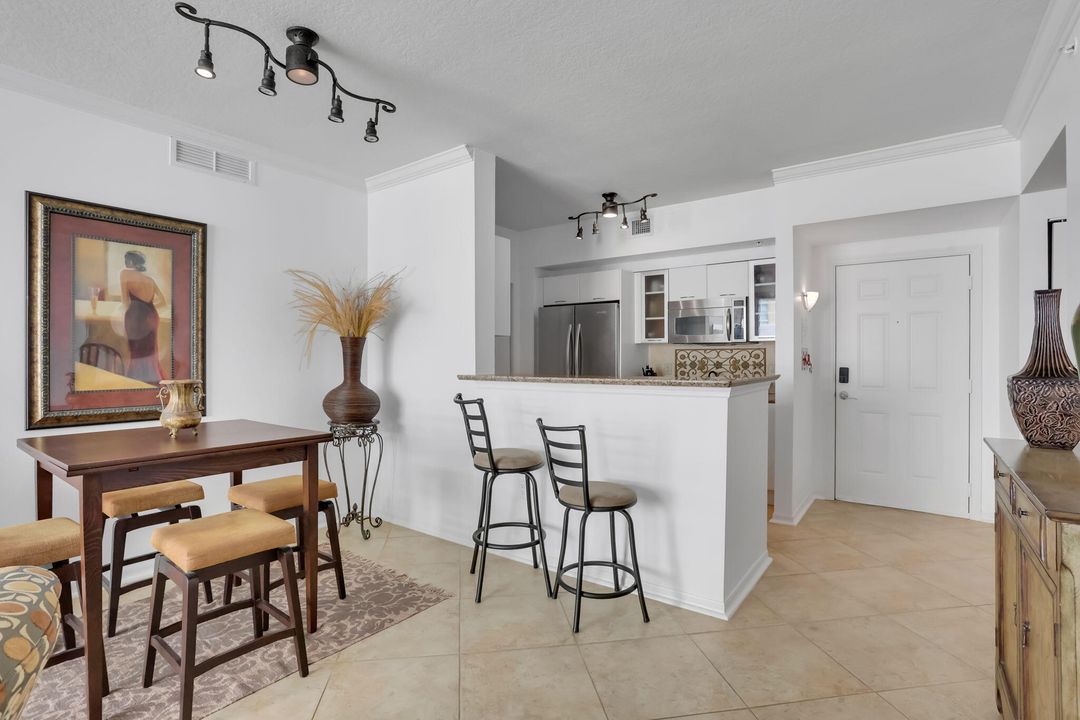 For Sale: $509,000 (2 beds, 2 baths, 1130 Square Feet)