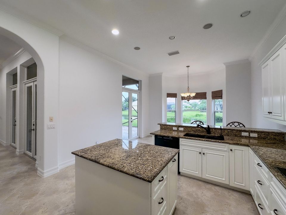 待售: $789,000 (4 贝兹, 4 浴室, 3409 平方英尺)