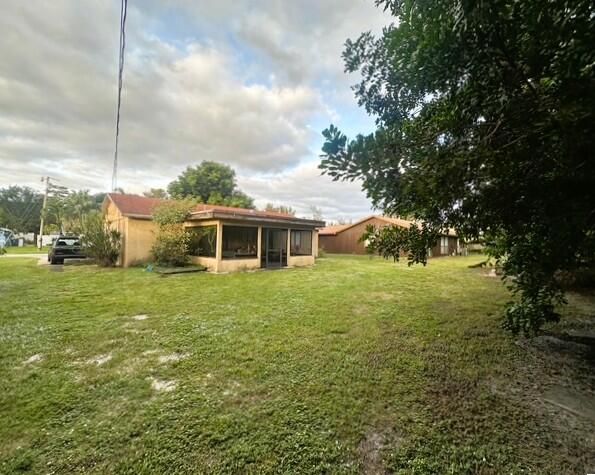 Activo con contrato: $299,900 (3 camas, 1 baños, 924 Pies cuadrados)