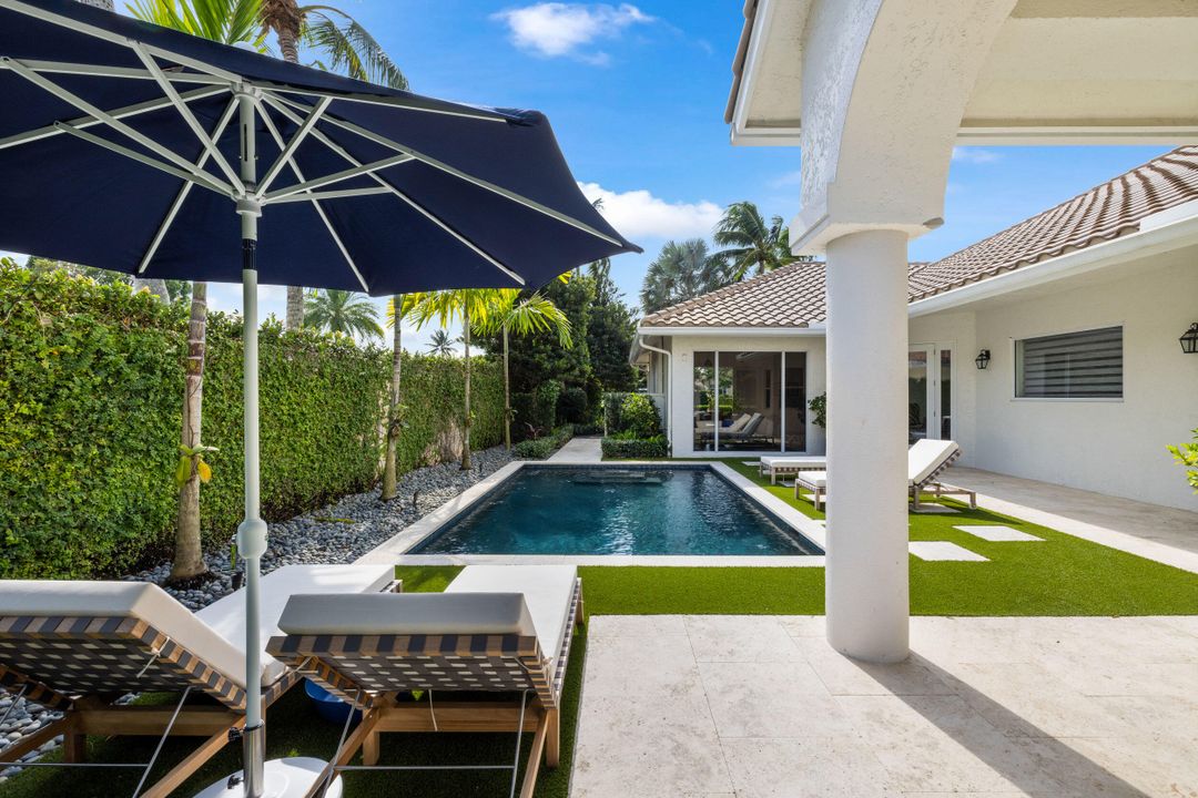 For Sale: $2,350,000 (3 beds, 3 baths, 2175 Square Feet)