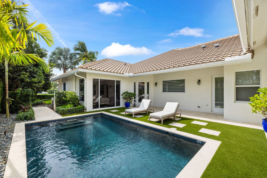 For Sale: $2,350,000 (3 beds, 3 baths, 2175 Square Feet)