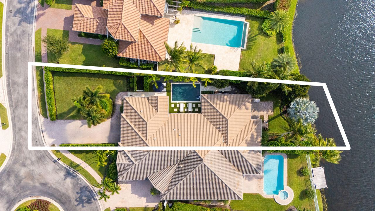 For Sale: $2,350,000 (3 beds, 3 baths, 2175 Square Feet)