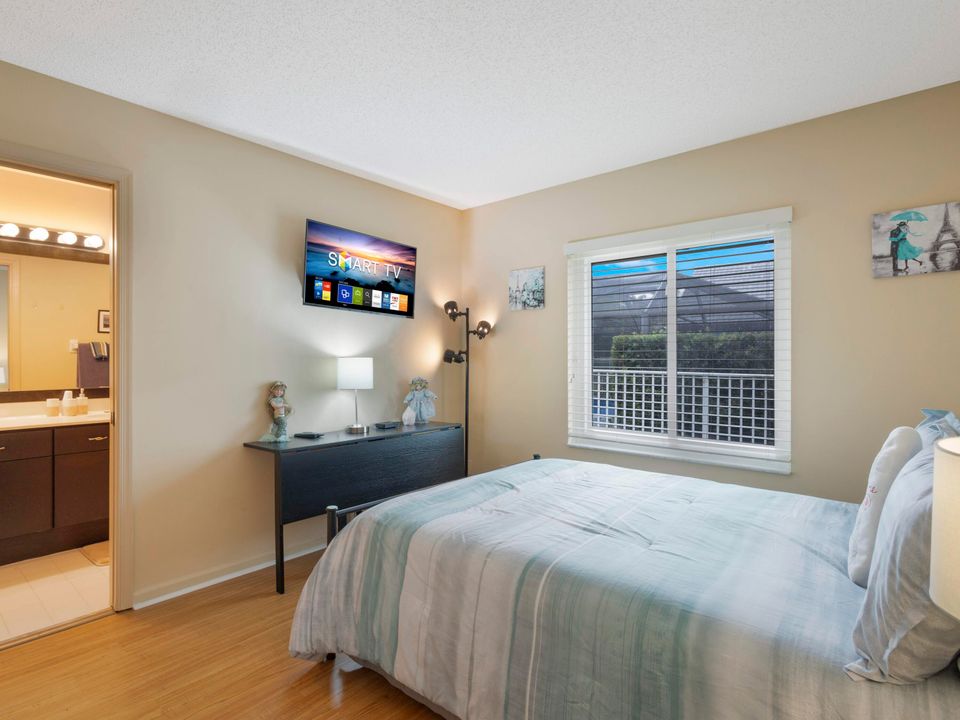 Active With Contract: $720,000 (4 beds, 3 baths, 2422 Square Feet)