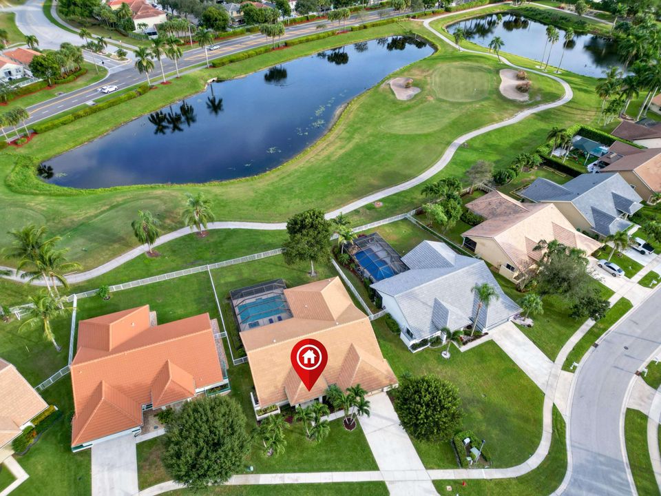 Active With Contract: $720,000 (4 beds, 3 baths, 2422 Square Feet)