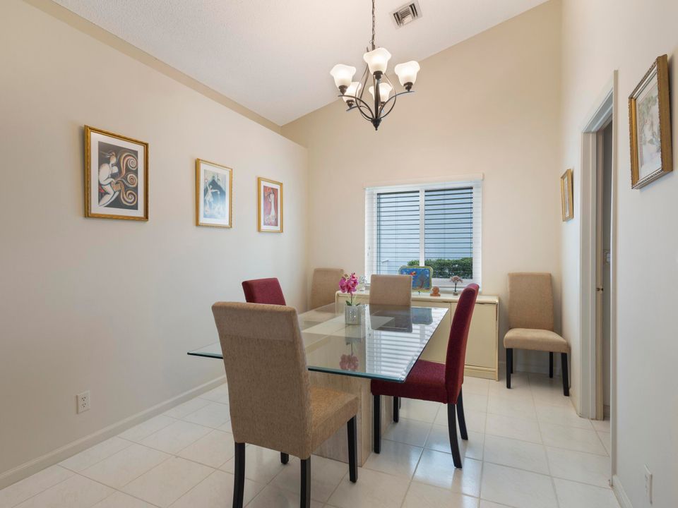 Active With Contract: $720,000 (4 beds, 3 baths, 2422 Square Feet)