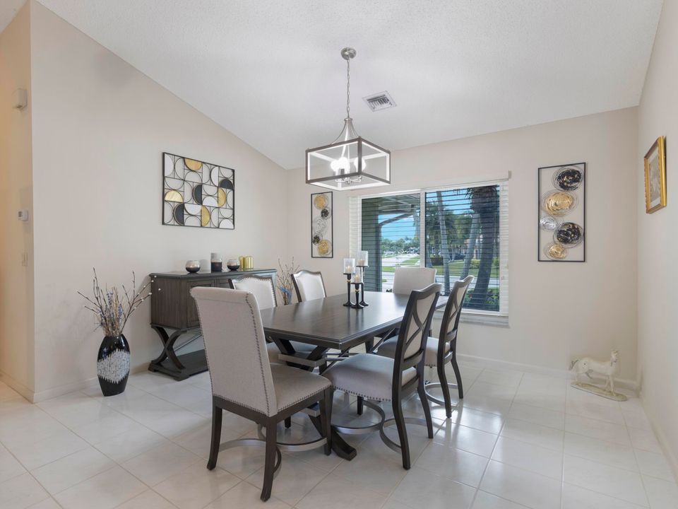 Active With Contract: $720,000 (4 beds, 3 baths, 2422 Square Feet)