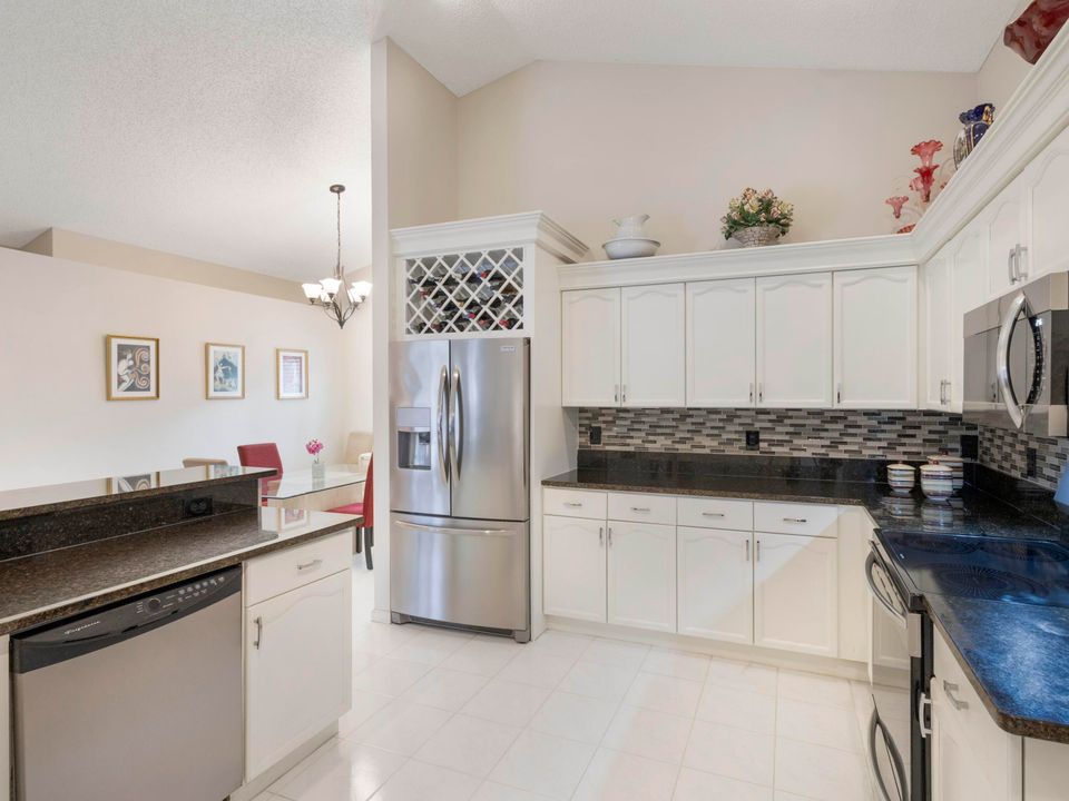 Active With Contract: $720,000 (4 beds, 3 baths, 2422 Square Feet)