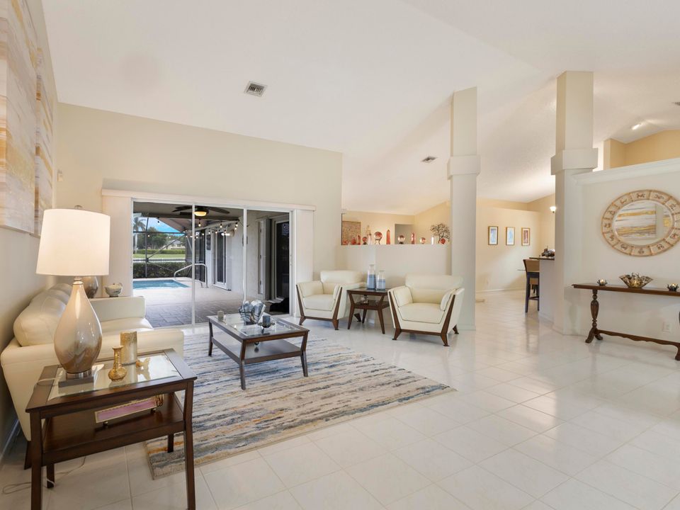 Active With Contract: $720,000 (4 beds, 3 baths, 2422 Square Feet)