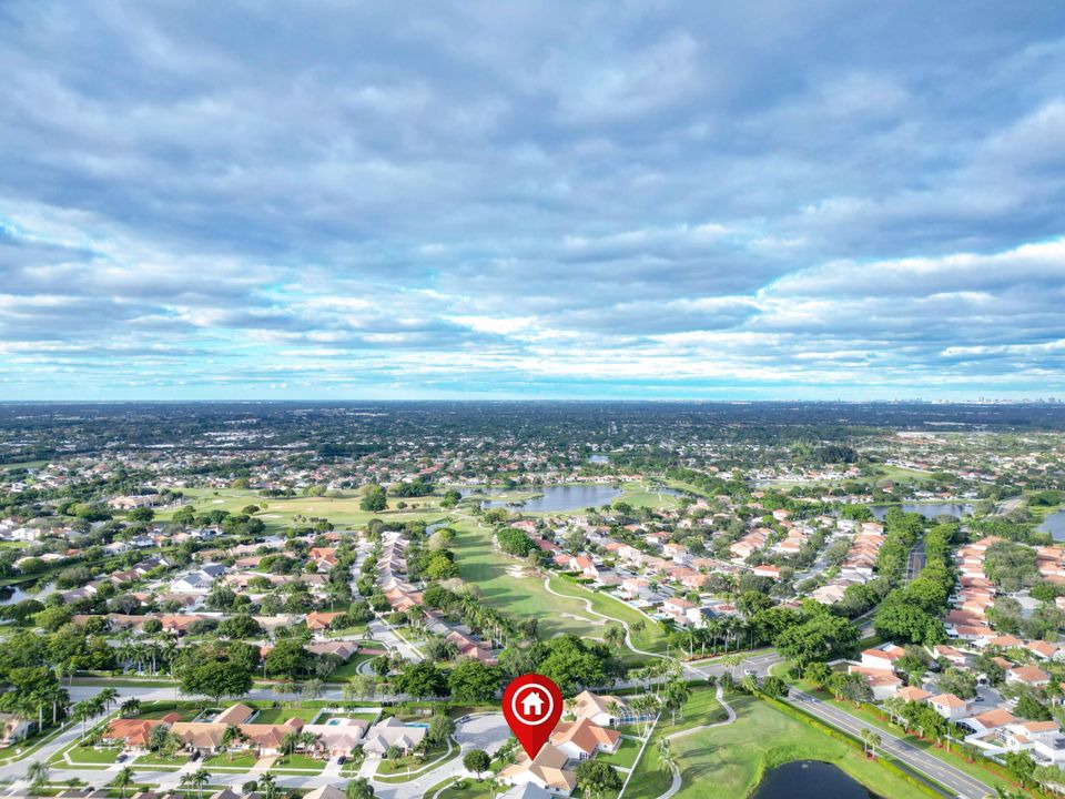 Active With Contract: $720,000 (4 beds, 3 baths, 2422 Square Feet)