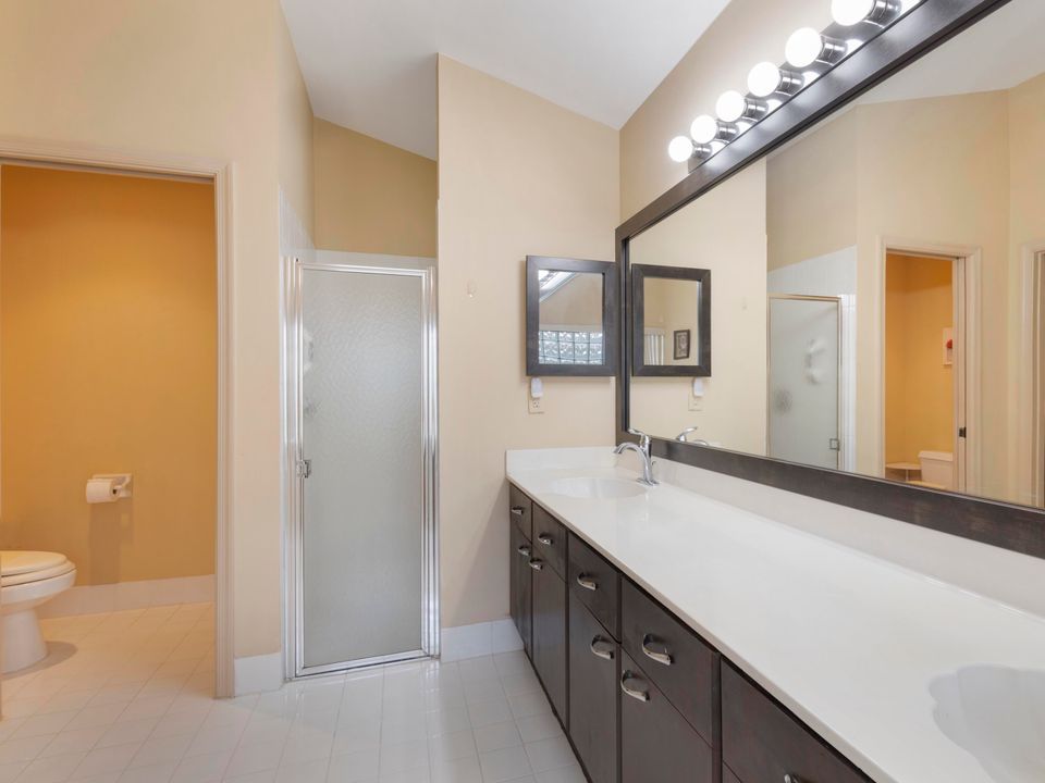 Active With Contract: $720,000 (4 beds, 3 baths, 2422 Square Feet)