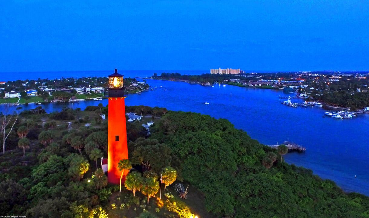 На продажу: $13,500,000 (6 спален, 5 ванн, 5600 Квадратных фут)