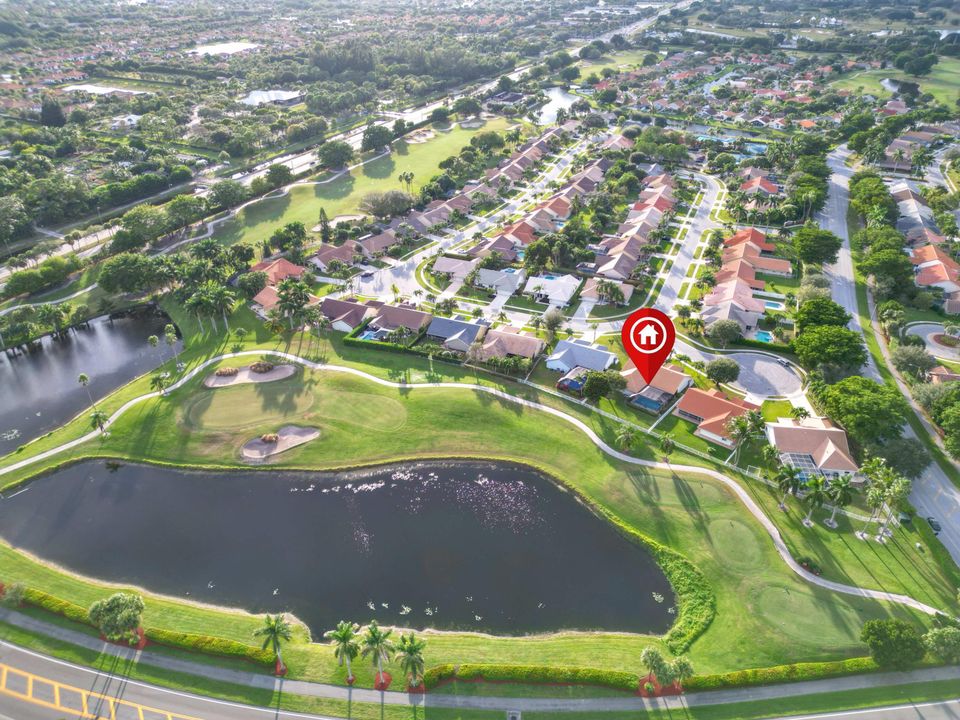 Active With Contract: $720,000 (4 beds, 3 baths, 2422 Square Feet)