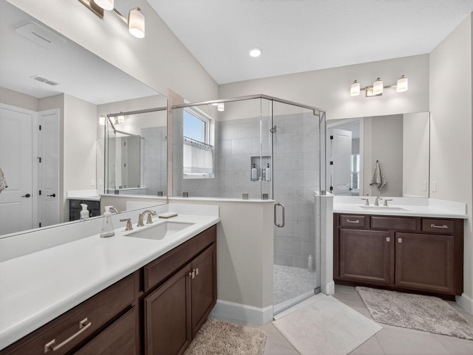 For Sale: $470,000 (2 beds, 2 baths, 1777 Square Feet)