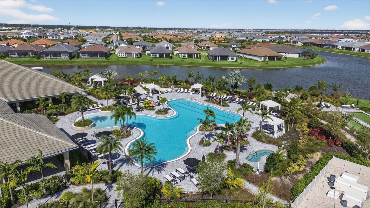 For Sale: $470,000 (2 beds, 2 baths, 1777 Square Feet)