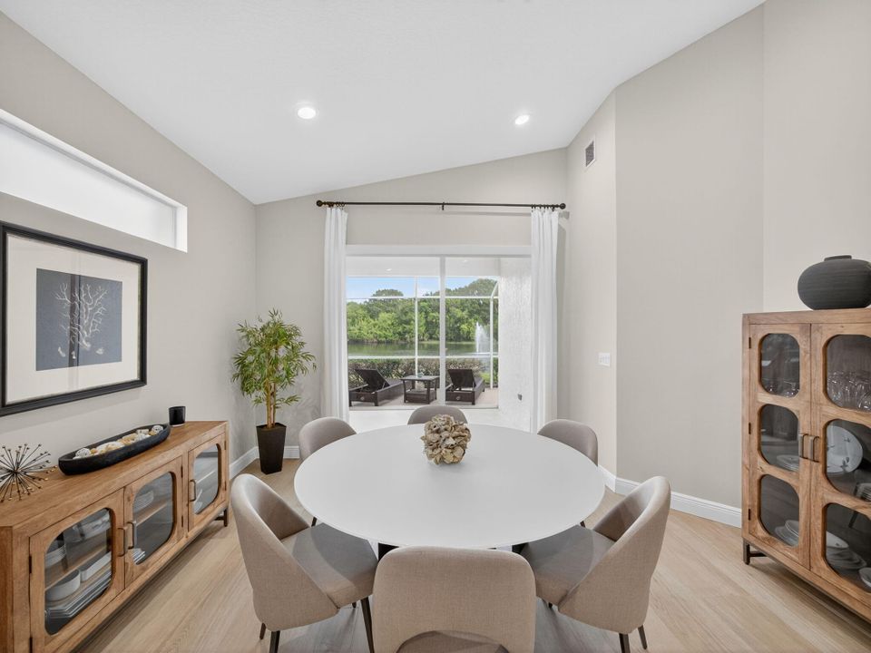 待售: $465,000 (2 贝兹, 2 浴室, 1549 平方英尺)