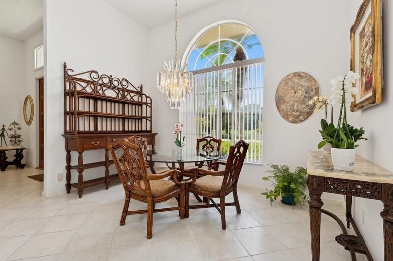 Active With Contract: $799,000 (3 beds, 2 baths, 2190 Square Feet)