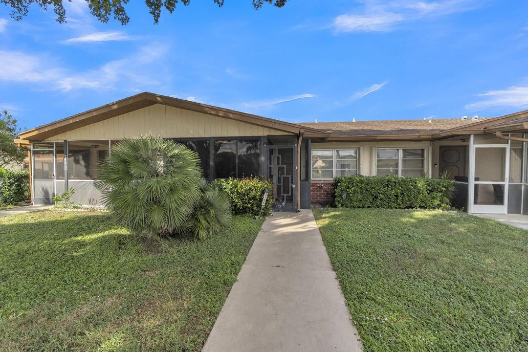 На продажу: $250,000 (2 спален, 2 ванн, 1200 Квадратных фут)