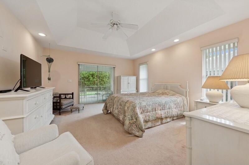 Active With Contract: $799,000 (3 beds, 2 baths, 2190 Square Feet)