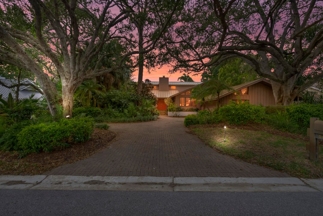 待售: $740,000 (3 贝兹, 3 浴室, 2800 平方英尺)