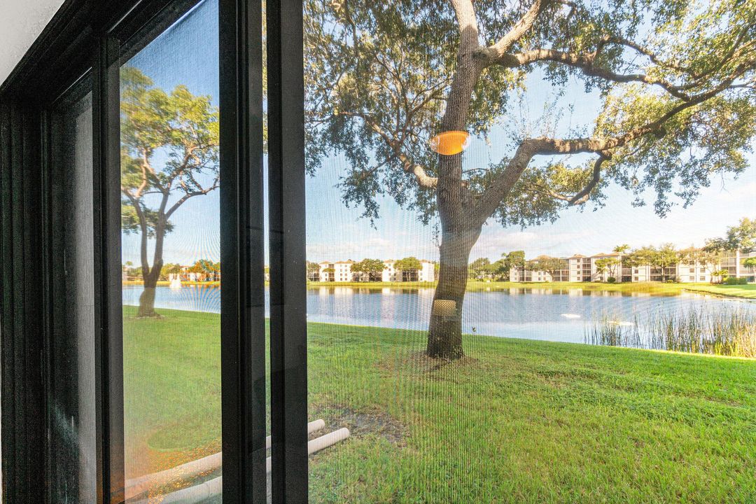 待售: $325,000 (2 贝兹, 2 浴室, 1500 平方英尺)