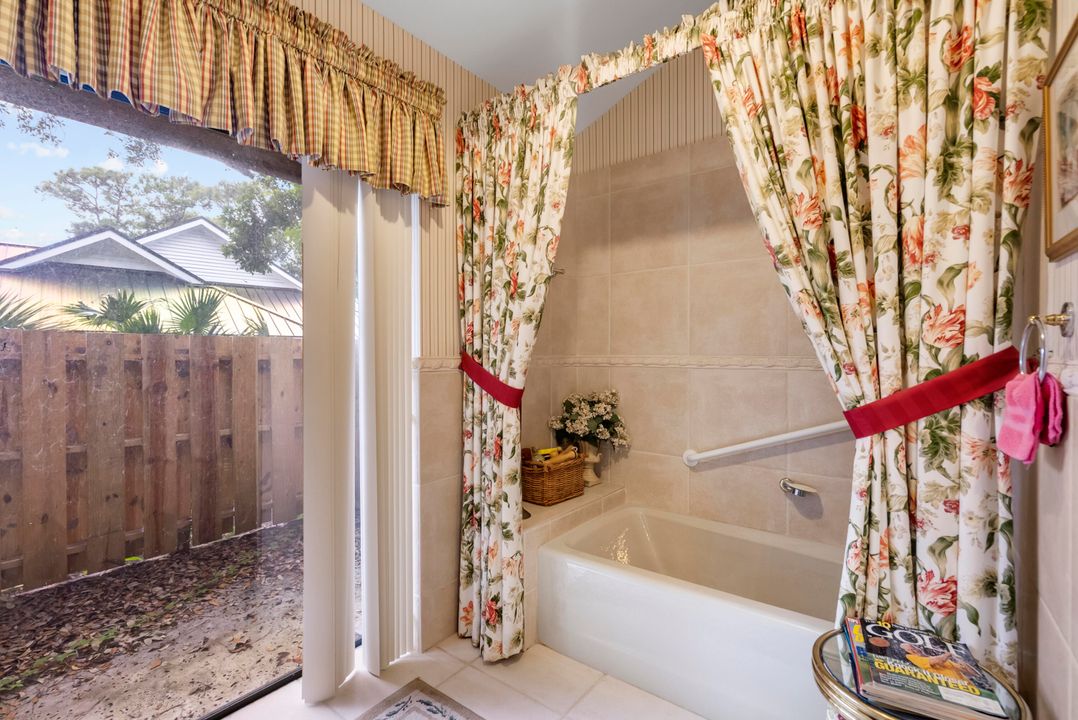 待售: $740,000 (3 贝兹, 3 浴室, 2800 平方英尺)