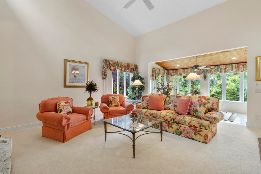 待售: $740,000 (3 贝兹, 3 浴室, 2800 平方英尺)