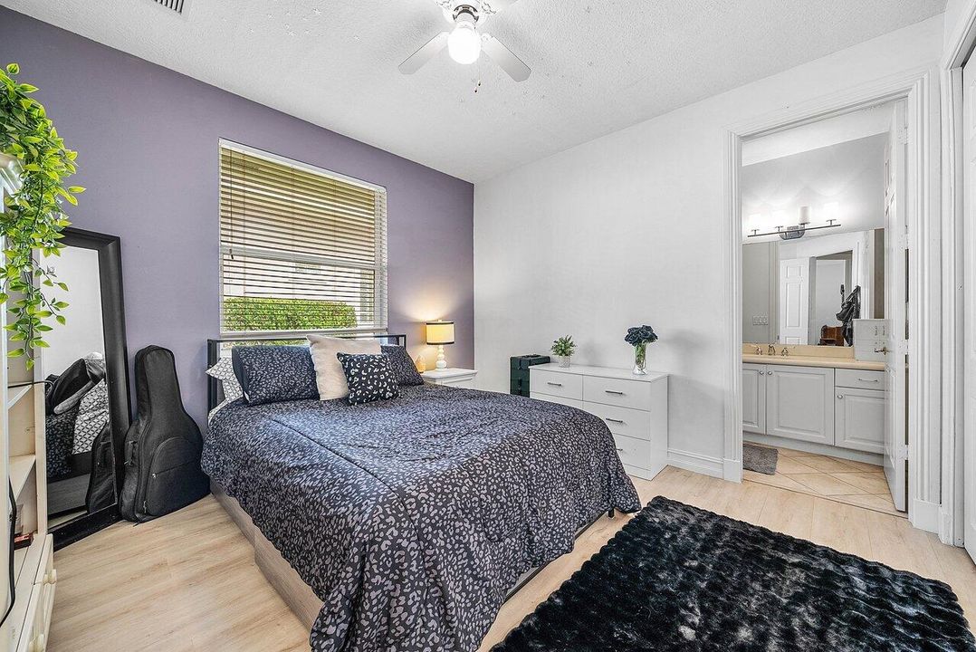 На продажу: $1,500,000 (3 спален, 3 ванн, 2649 Квадратных фут)