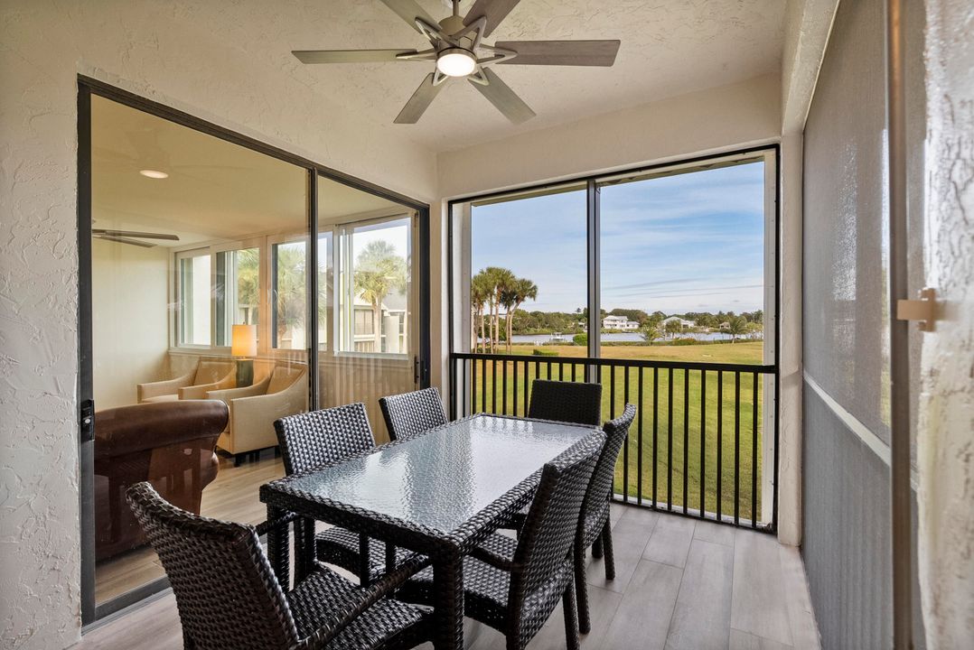 En Venta: $949,900 (3 camas, 3 baños, 2368 Pies cuadrados)