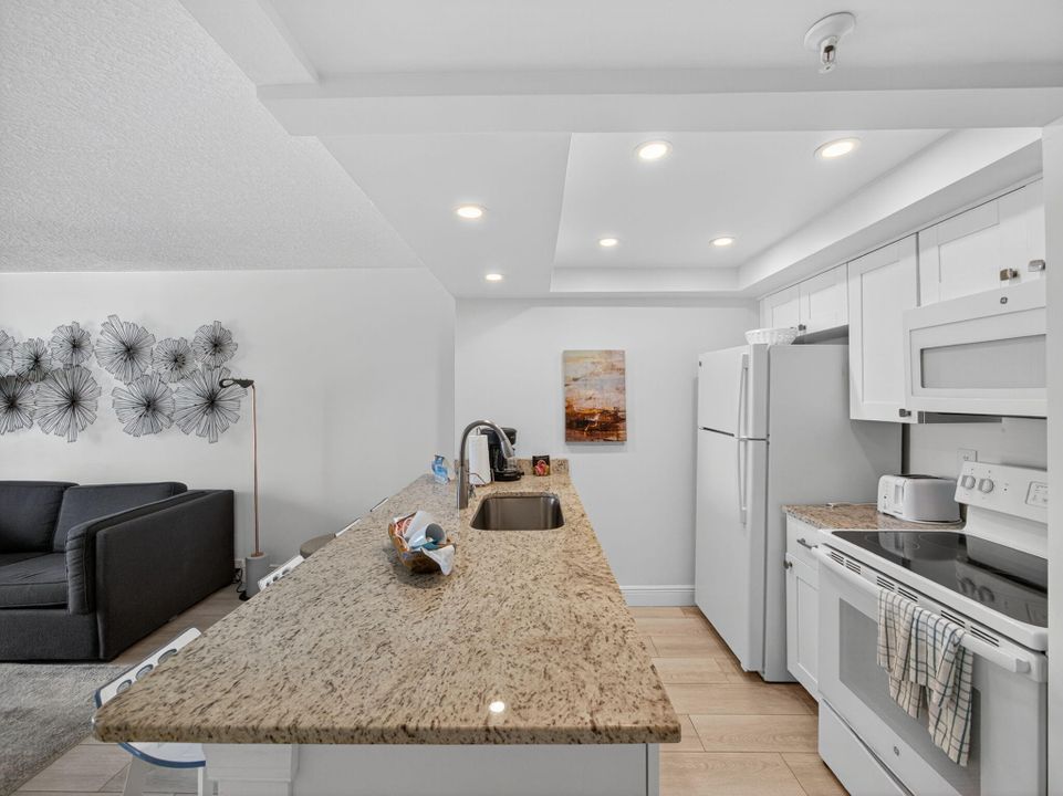 En Venta: $439,000 (1 camas, 1 baños, 624 Pies cuadrados)