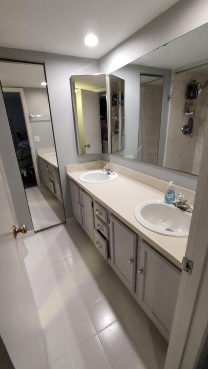 待售: $224,999 (2 贝兹, 2 浴室, 1288 平方英尺)