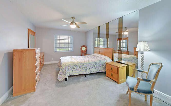 待售: $209,000 (2 贝兹, 2 浴室, 1238 平方英尺)