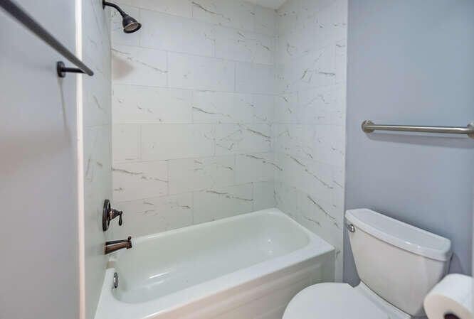 待售: $209,000 (2 贝兹, 2 浴室, 1238 平方英尺)