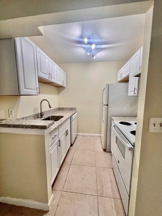 For Rent: $1,650 (1 beds, 1 baths, 625 Square Feet)