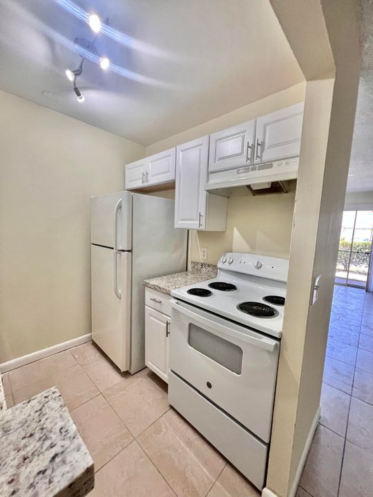 For Rent: $1,650 (1 beds, 1 baths, 625 Square Feet)