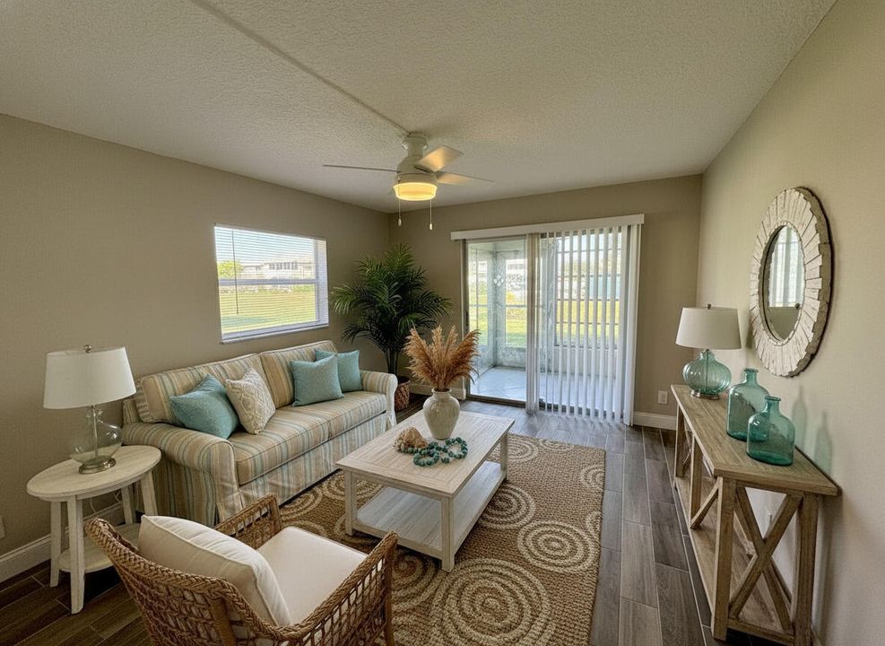 For Rent: $1,595 (2 beds, 2 baths, 880 Square Feet)