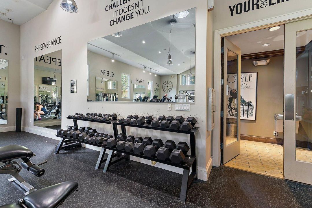 For Sale: $530,000 (4 beds, 3 baths, 2285 Square Feet)