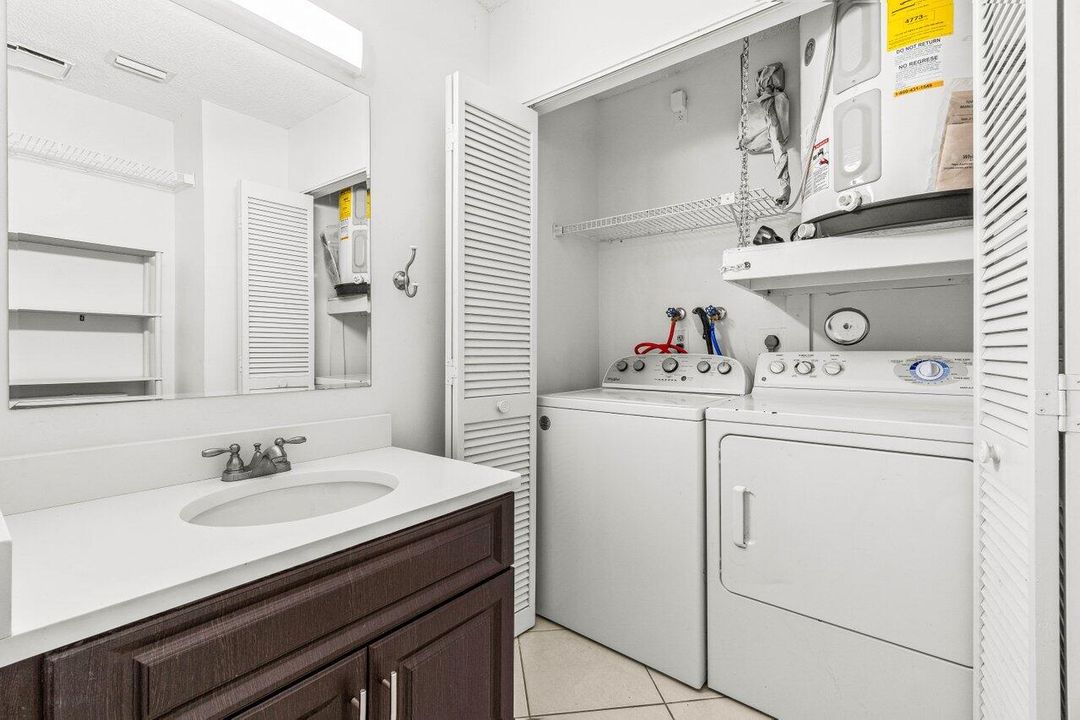 Active With Contract: $2,750 (3 beds, 2 baths, 1587 Square Feet)