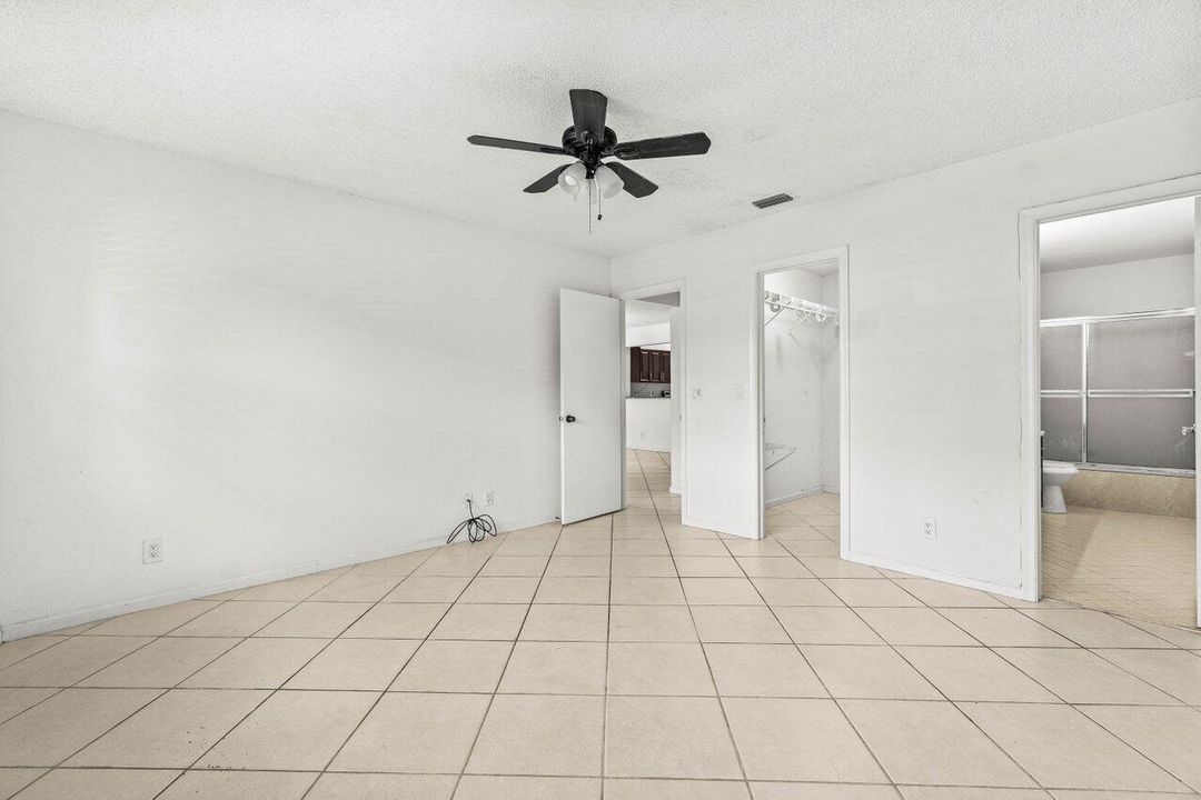 Active With Contract: $2,750 (3 beds, 2 baths, 1587 Square Feet)