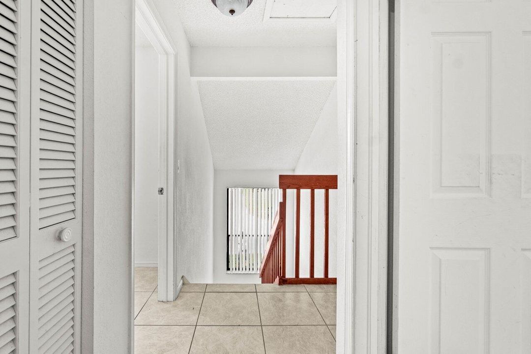 Active With Contract: $2,750 (3 beds, 2 baths, 1587 Square Feet)