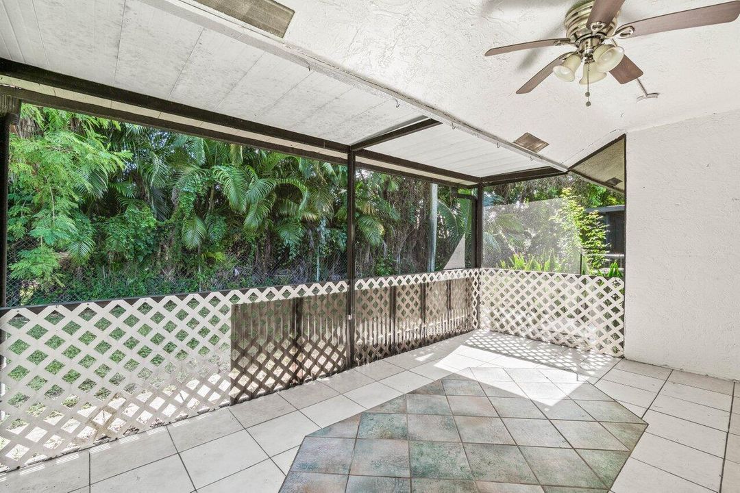 Active With Contract: $2,750 (3 beds, 2 baths, 1587 Square Feet)