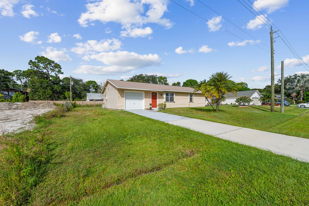 待售: $315,000 (2 贝兹, 2 浴室, 912 平方英尺)