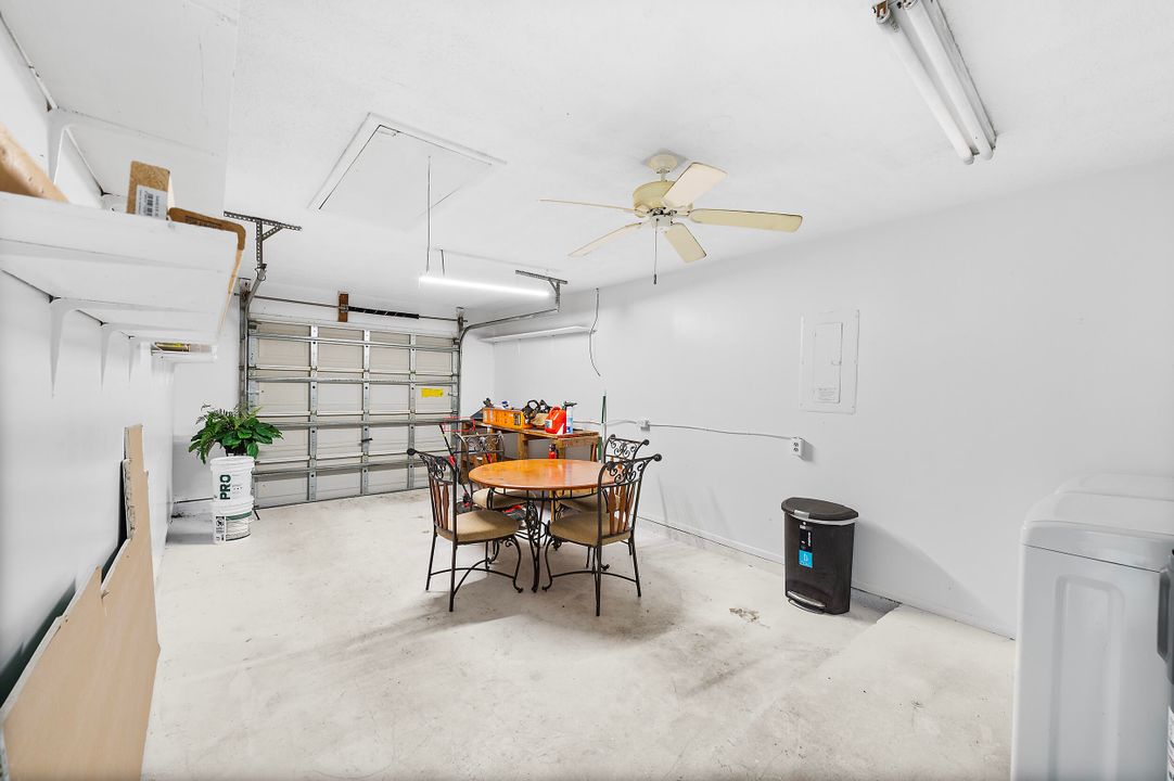 待售: $315,000 (2 贝兹, 2 浴室, 912 平方英尺)