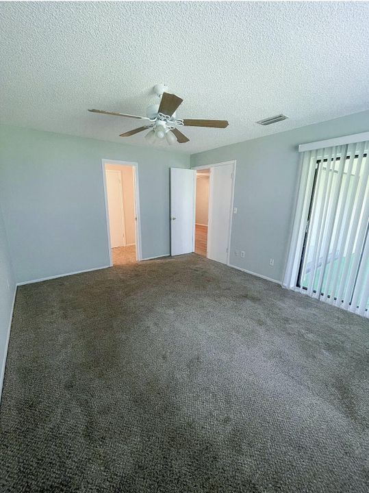 出租: $1,600 (2 贝兹, 2 浴室, 1078 平方英尺)